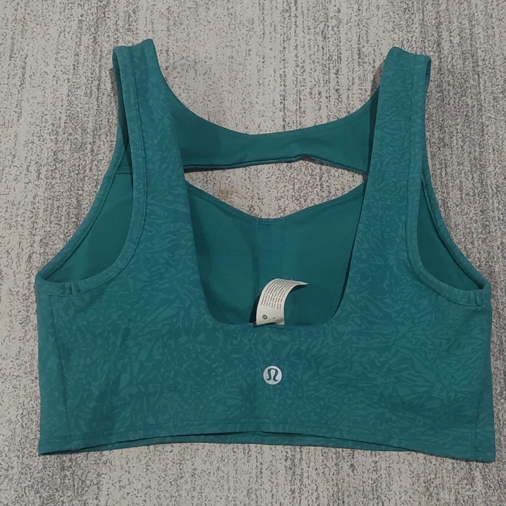 Lululemon Everlux Cut-Out Bra